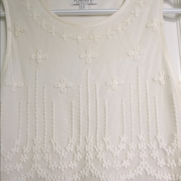 Summer dress - Picture 2 of 3